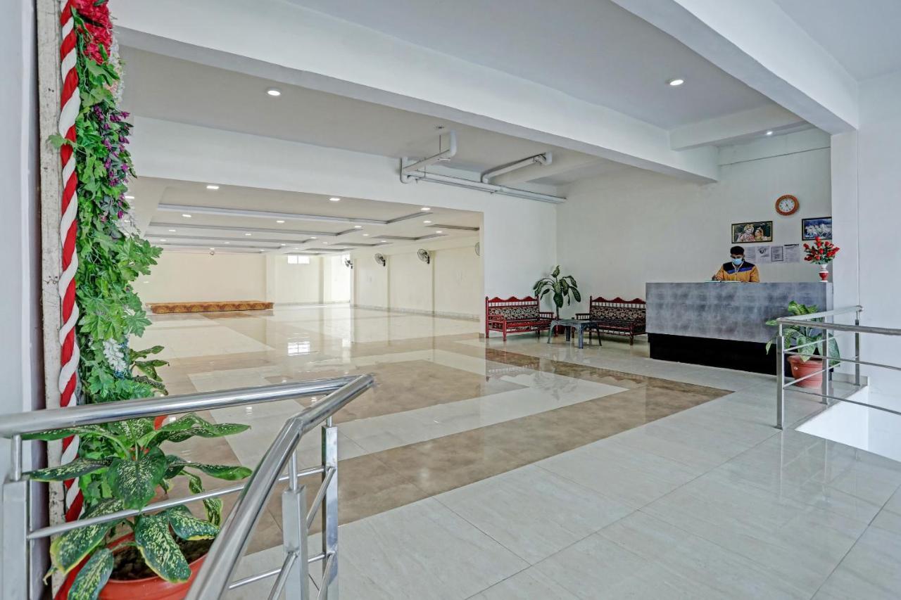 Oyo Flagship 80971 The Lime Tree Барели Экстерьер фото